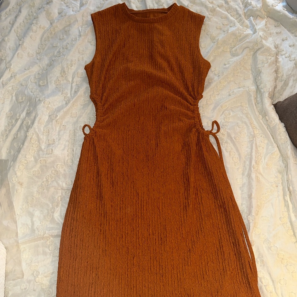 Amazon Sleeveless Midi Dress in Warm Rust